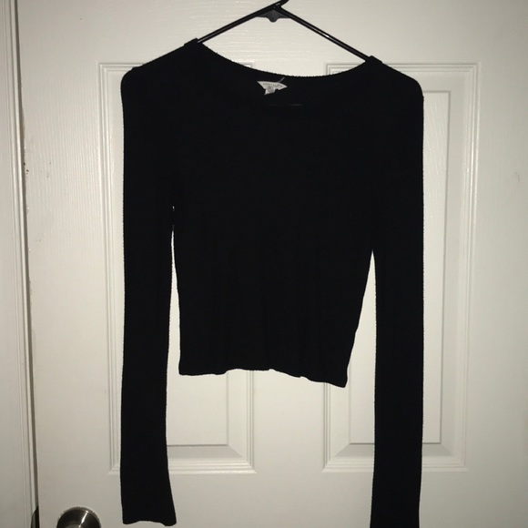 Black crop top - Picture 1 of 2